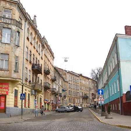 Mіні- Економ Апартаменти В Центральній Частині Львова Екстериор снимка